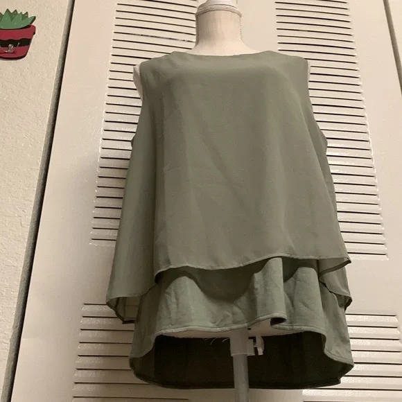 NWT CHICOS Olive Green Easy Wear Double Layer Tank Size Large - Picture 12 of 16